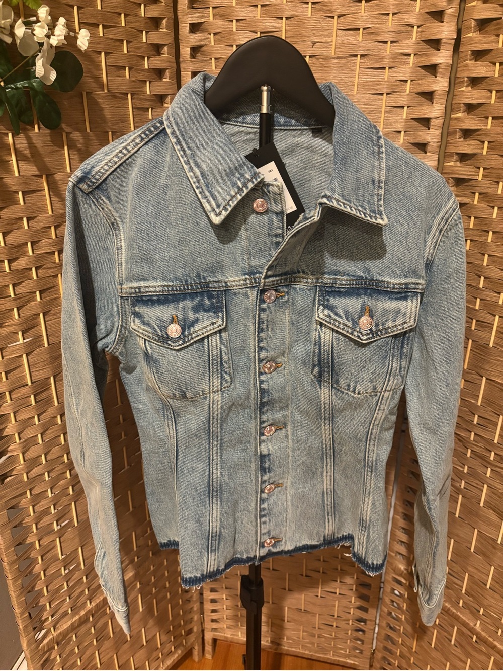 7 For All Mankind Light Blue Washed Denim Jacket - Picture 3 of 7